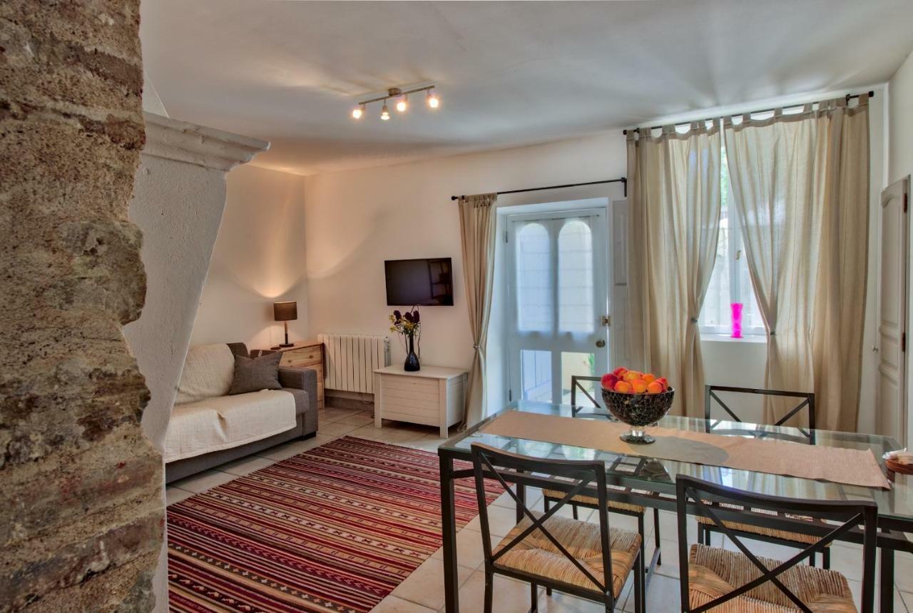 Les Beaux Chenes Villa Pont-de-Barret Luaran gambar